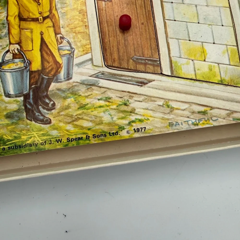 Victory Who Lives Here Vintage 1977 Plywood Play Tray Farm Puzzle England